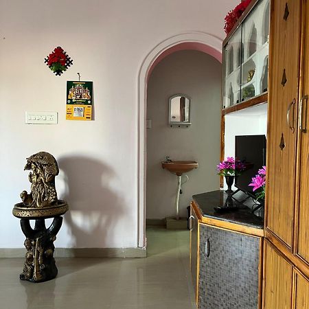 Annamaiah Homestay - 5 Minutes Walkable To Sri Padmavathi Ammavari Temple - 10 Mins Drive From Railway Station And Bus Station - Especially For Small Families And Group Of Peoples Тірупаті Екстер'єр фото