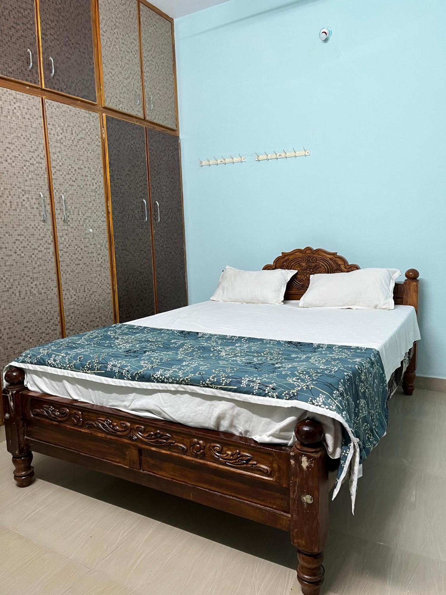 Annamaiah Homestay - 5 Minutes Walkable To Sri Padmavathi Ammavari Temple - 10 Mins Drive From Railway Station And Bus Station - Especially For Small Families And Group Of Peoples Тірупаті Екстер'єр фото